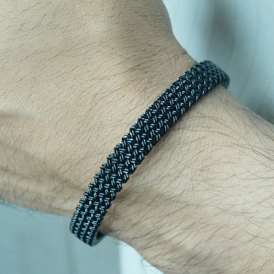 Obsidian Mesh Open Cuff